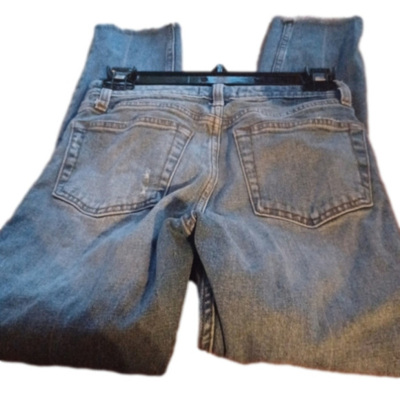 Abercrombie & Fitch jeans.  High-rise slim, light wash.Back to school !! - Picture 6 of 10